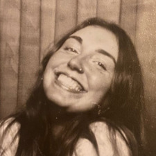 Stella Davis