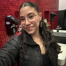 Alejandra De Leon