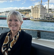 Christine Derr