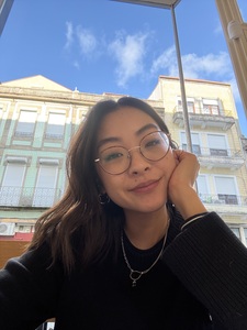 Izzy Hong