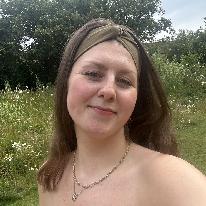 Goodreads profile picture for @blossomed