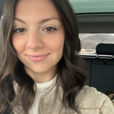 Lexi Thelen