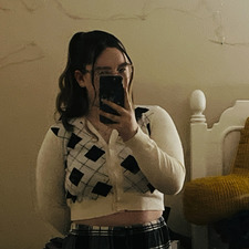Lily E
