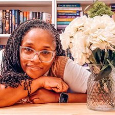 Shakila (BooksandThemes)