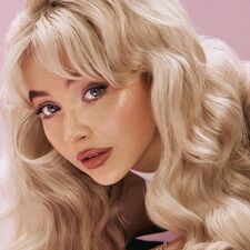 ⋆｡‧˚ʚ manu ɞ˚‧｡⋆