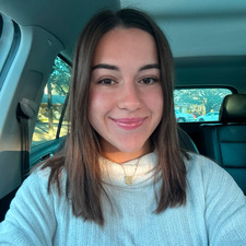 Bella Davis