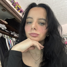 anneliese ⋆ ˚｡⋆୨♡୧⋆ ˚｡⋆