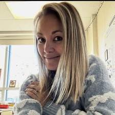 JULIE ROBERT