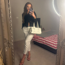 Evie B