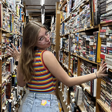 chloe  ݁₊ ⊹ . ݁˖ . ݁·ꕤ