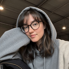 Steph is Hopelessly Bookish