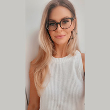 JACQUELYN CASEY