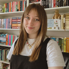 Maeveline ⋆⭒˚⋆