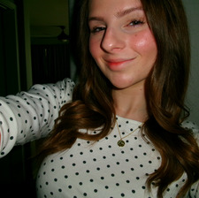 lily ⋆｡˚ ⋆ ౨ৎ