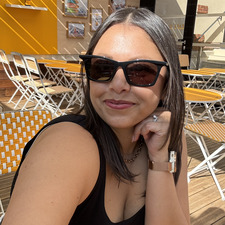Yolanda B