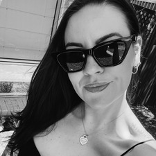 Jess Bates