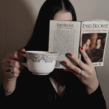 Bruja Lectora