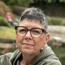 Yvonne Spitek