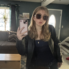 lily b