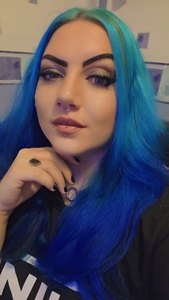Em