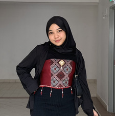 ✨ sufina ✨ (thebadassreader)