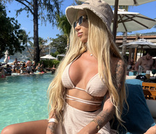 Александра Михова