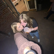 ellie web