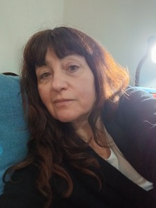 Леда Аврамова