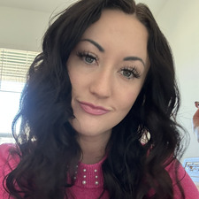 Linzie DeVaney