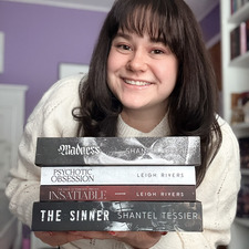 Cass (cass_readsromance)