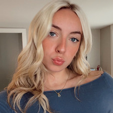 Kat Davies