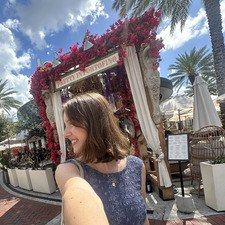 Maiah Oriyah📚☕️🌻🎶