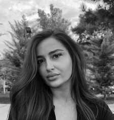 Roya H.