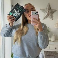 amelia ⊹ ࣪  ౨ৎ˚₊