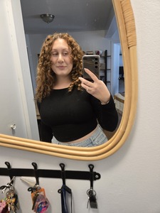 CurlyCami 