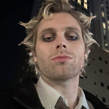 ⋆｡ ﾟalayna ☾ ﾟ｡⋆