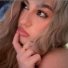Si