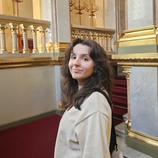 María