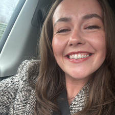 Laura Oneill 