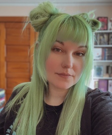 Misty (hellomisty_reads)