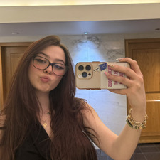 Demi
