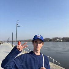 Adrian Sobota