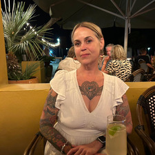 Sara D