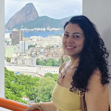 Beatriz Arous