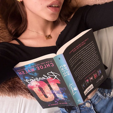 alli reads_.