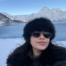 Maya Lodhi