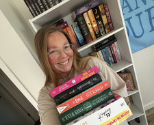 Maggie Ray