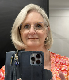 Robyn Carlson