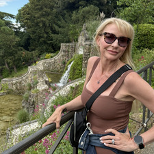 Shari Waldschmidt