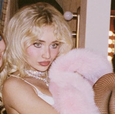 lauren ˚₊‧꒰ა ☆ ໒꒱ ‧₊˚